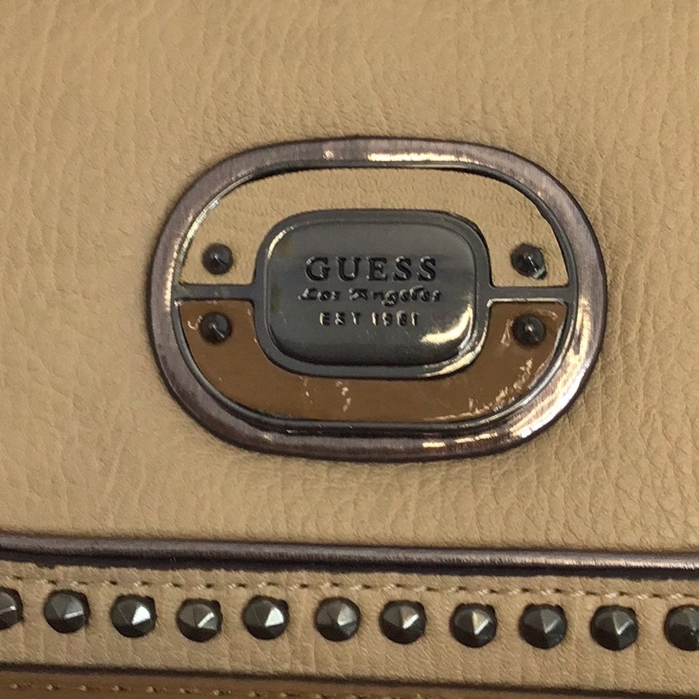 🦄 Guess Wallet - Picture 5 of 9